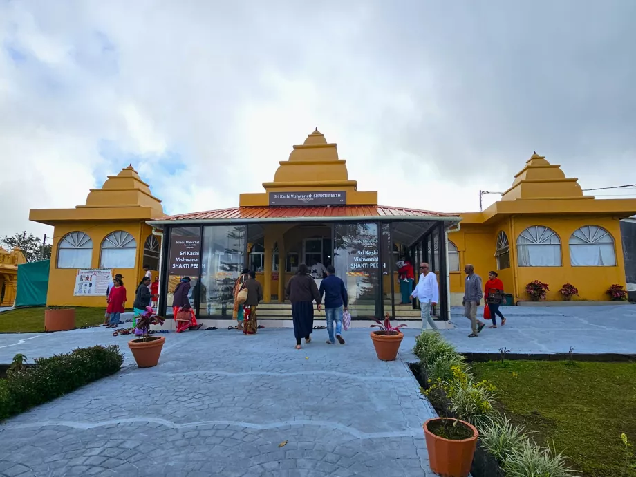 Grand Bassin Temple