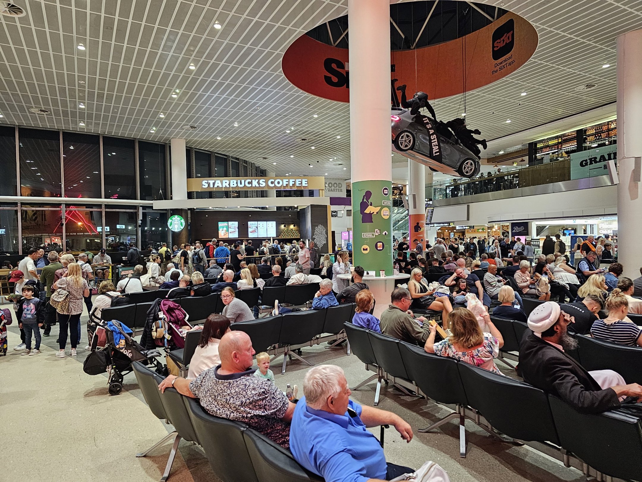 Connections and terminals at Manchester Airport (MAN)