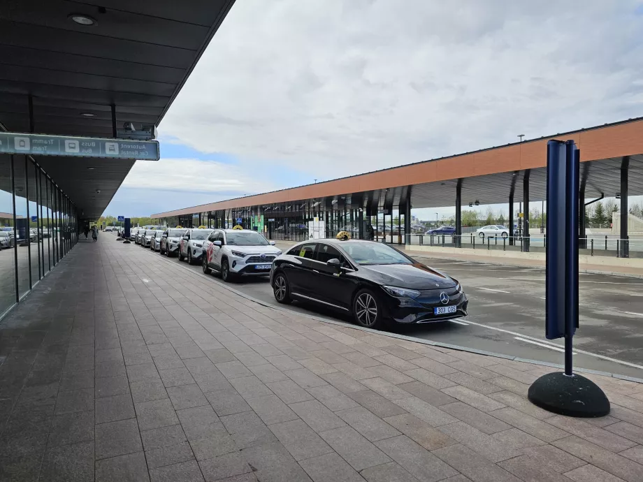 Taxi stand
