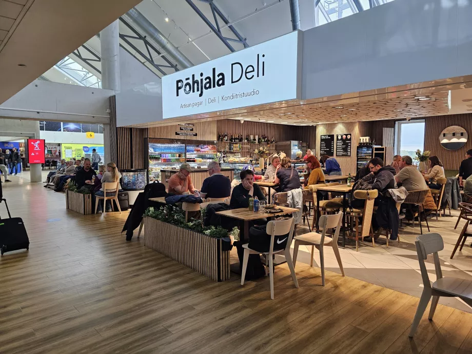 Restaurant in the transit section
