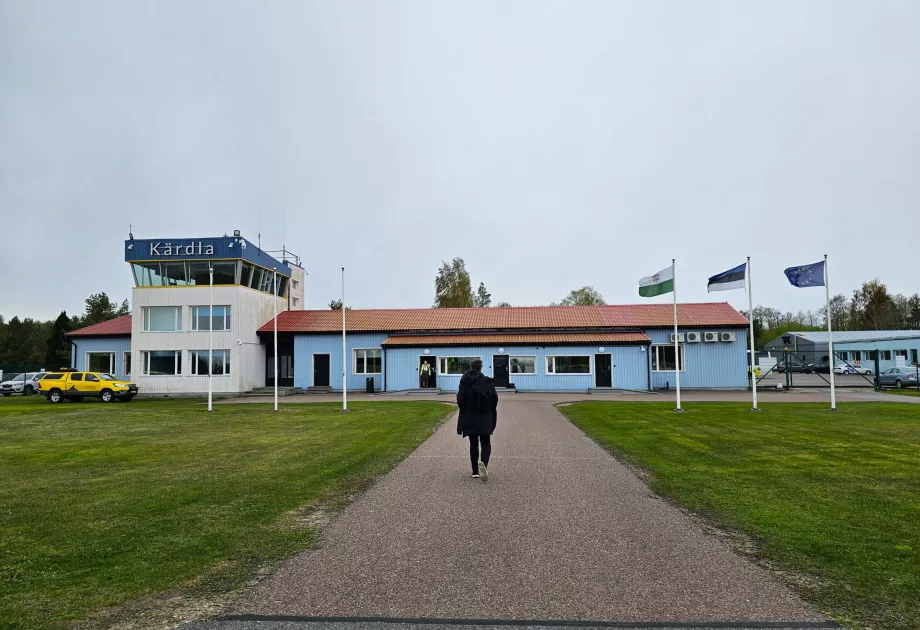 arrival by airport Kärdla