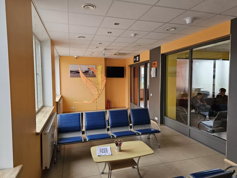 Terminal, public part