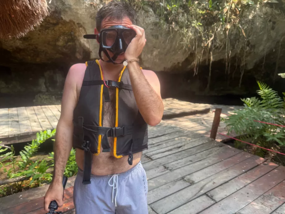 Me before entering Gran Cenote