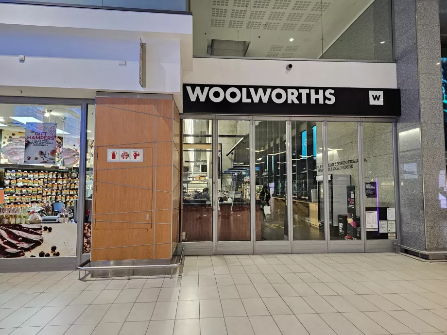 Woolworths Supermarket