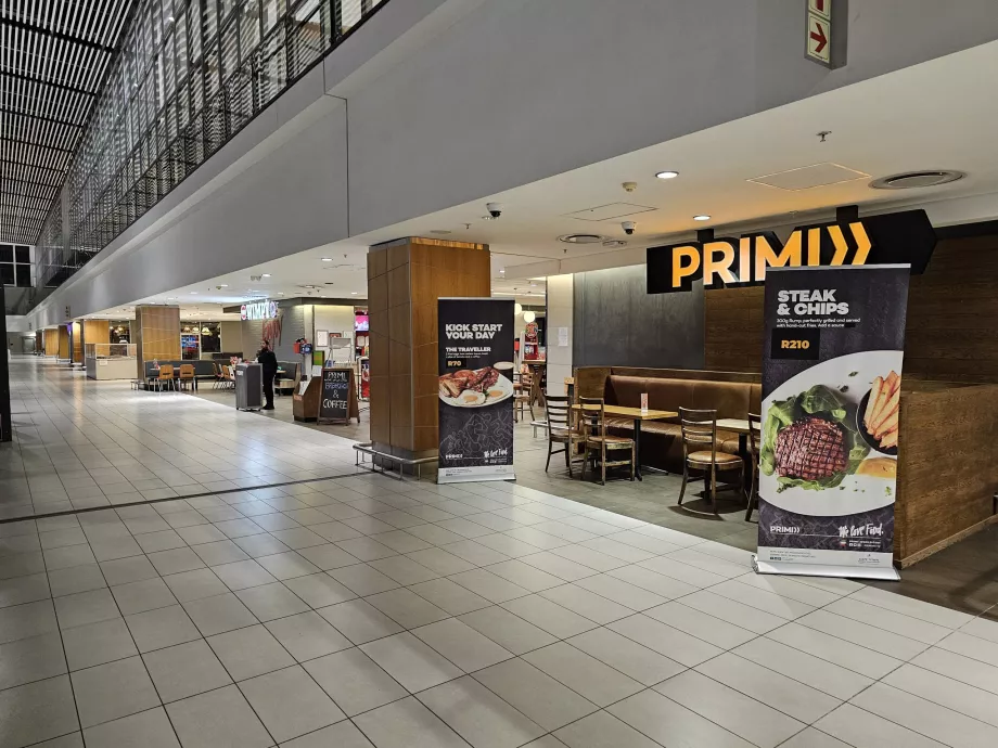 Fast food in the departure hall, public area