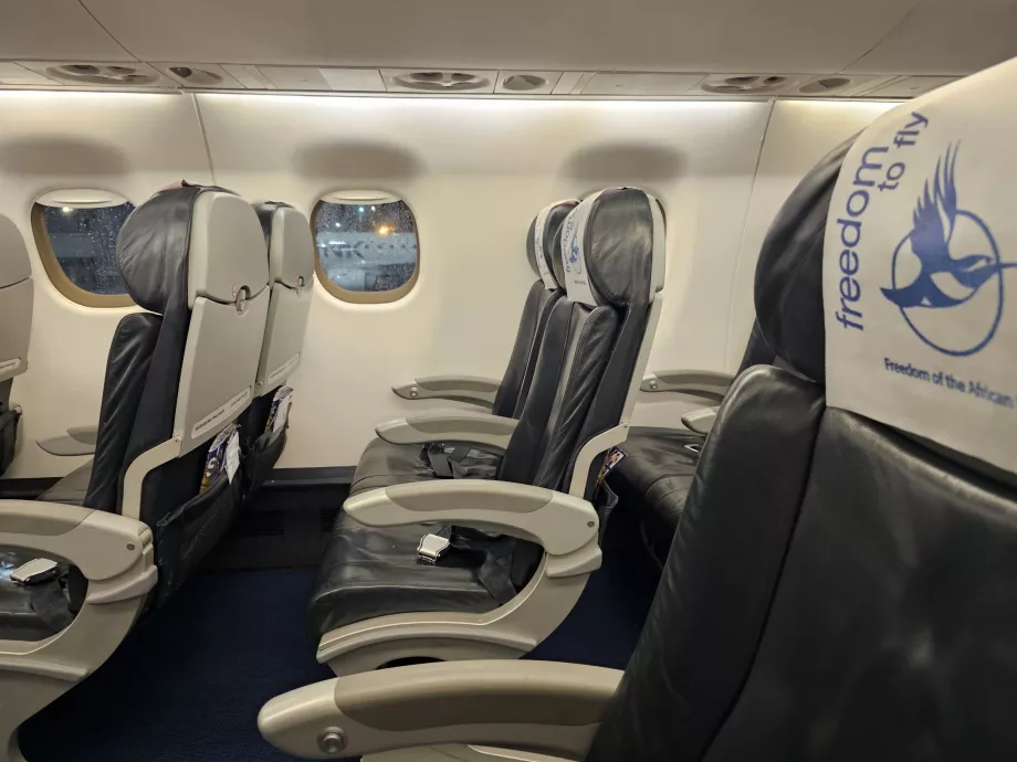 Seats, Embraer 190