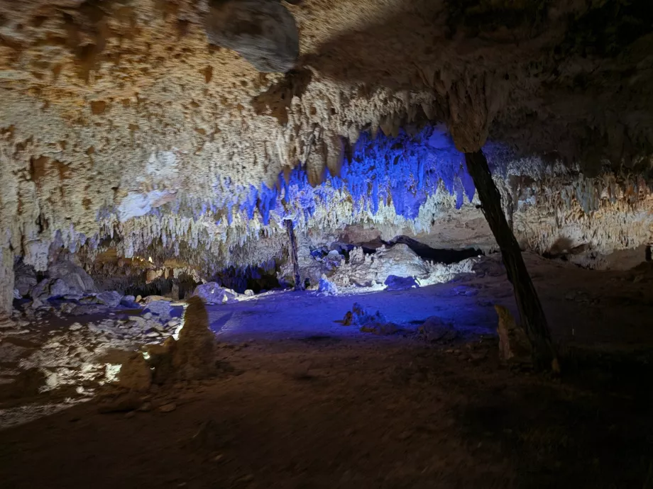 Aktun Chen Cave