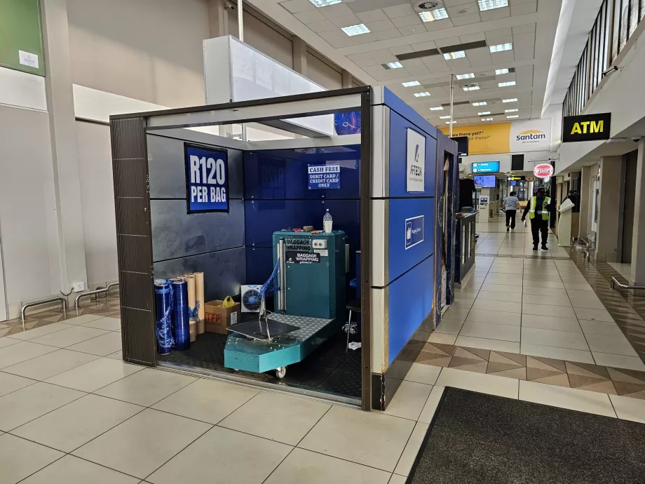 Luggage wrapping