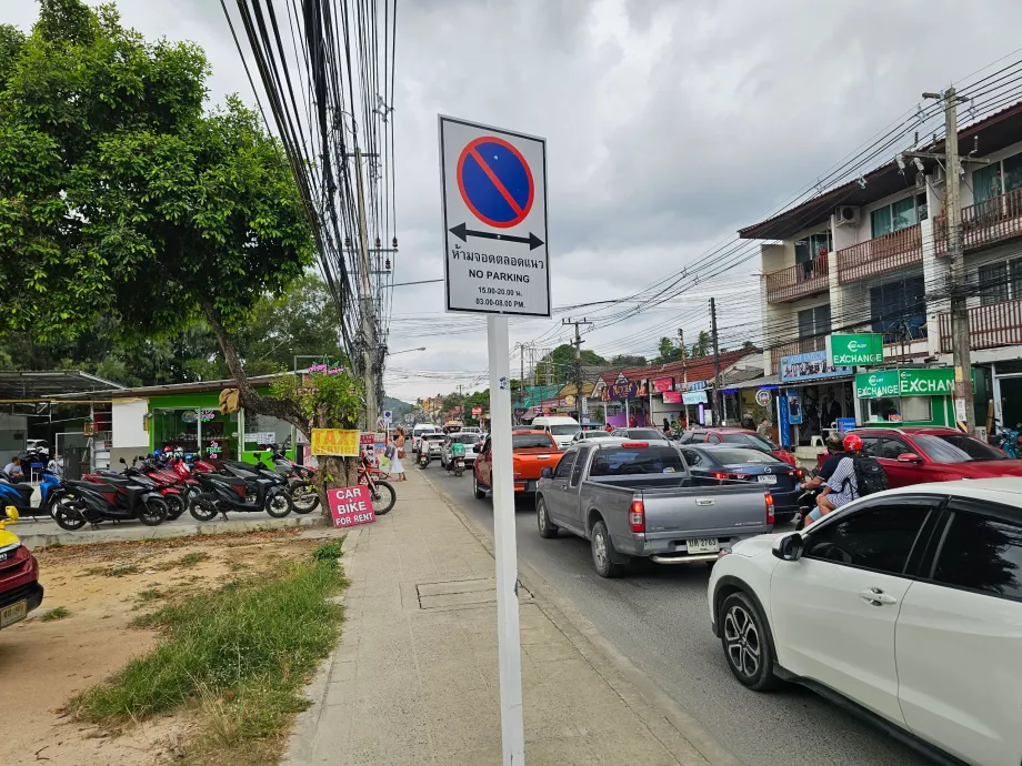 No parking along the main road