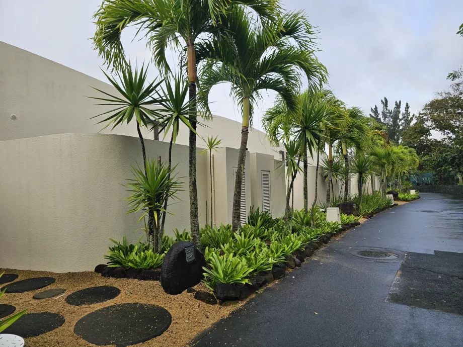 Rooms from the outside