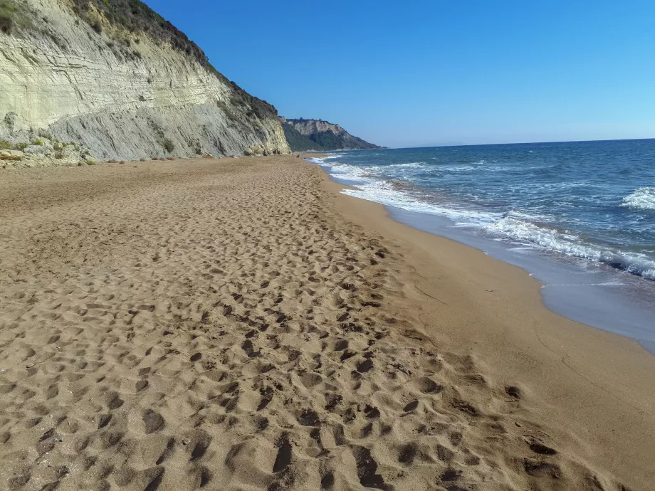 Marathias beach