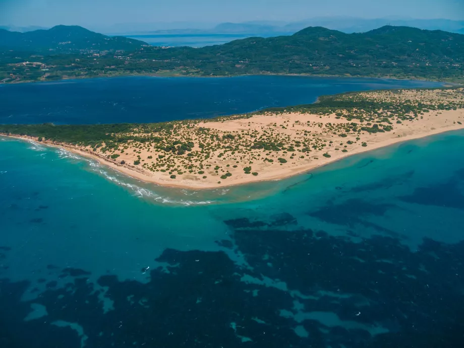 Chalikounas beach