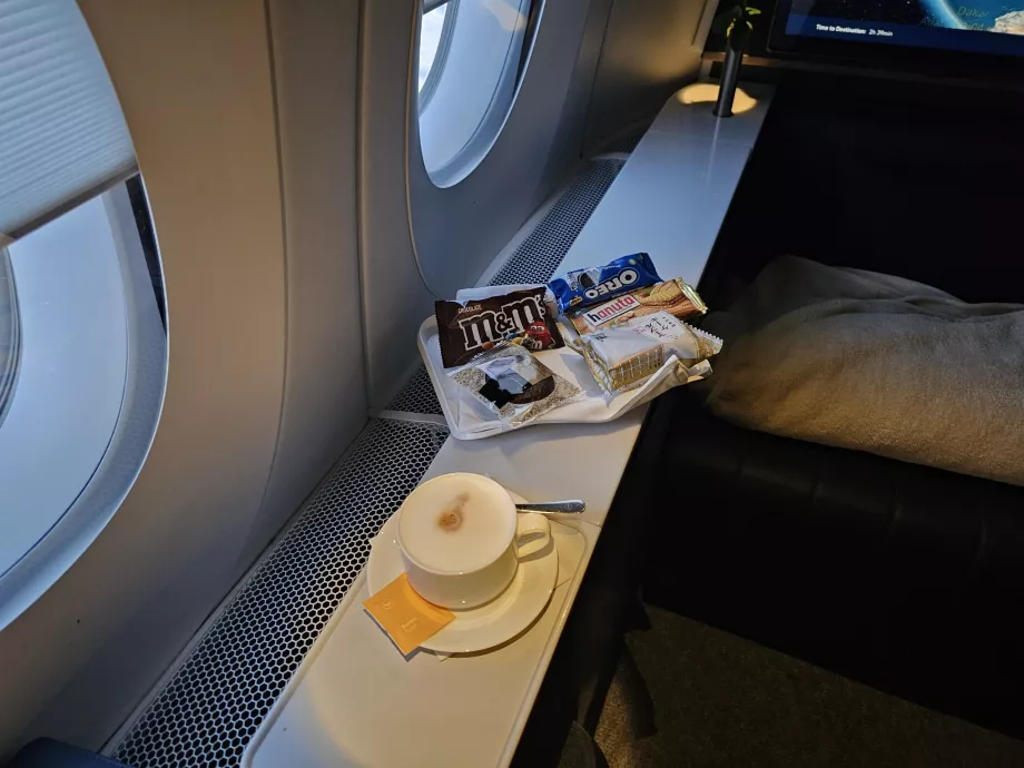 Cappuccino and sweets