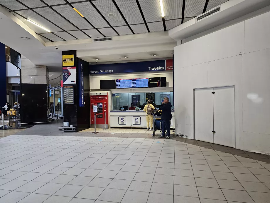 Currency exchange