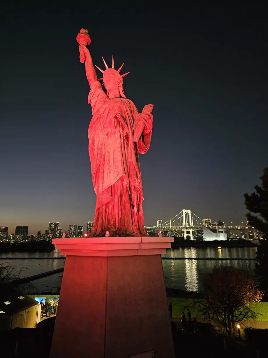 Statue of Liberty Odaiba
