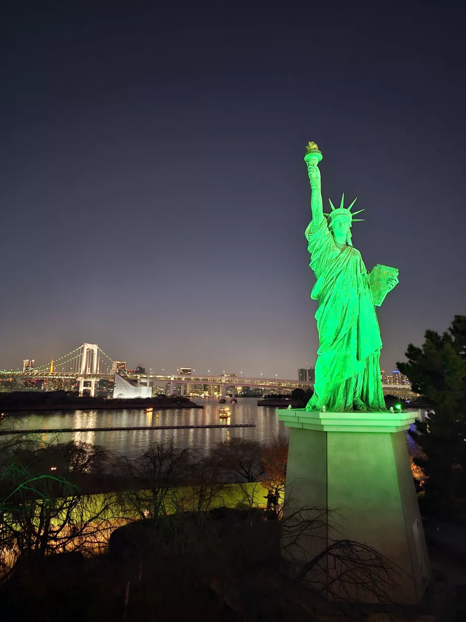 Statue of Liberty Odaiba