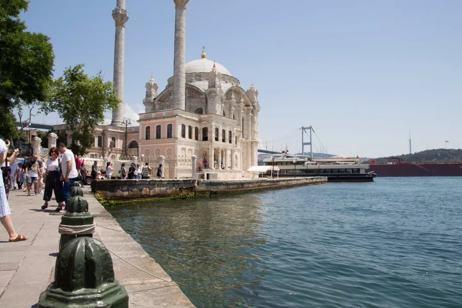 Ortakoy Mosque, Istanbul, Turkey