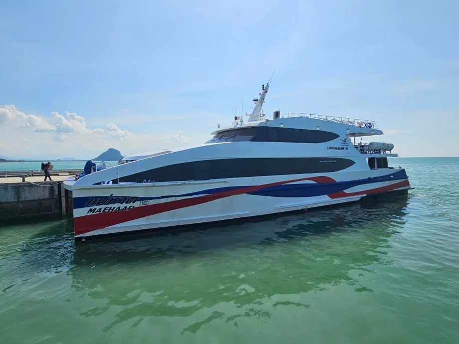 Lomprayah Catamaran