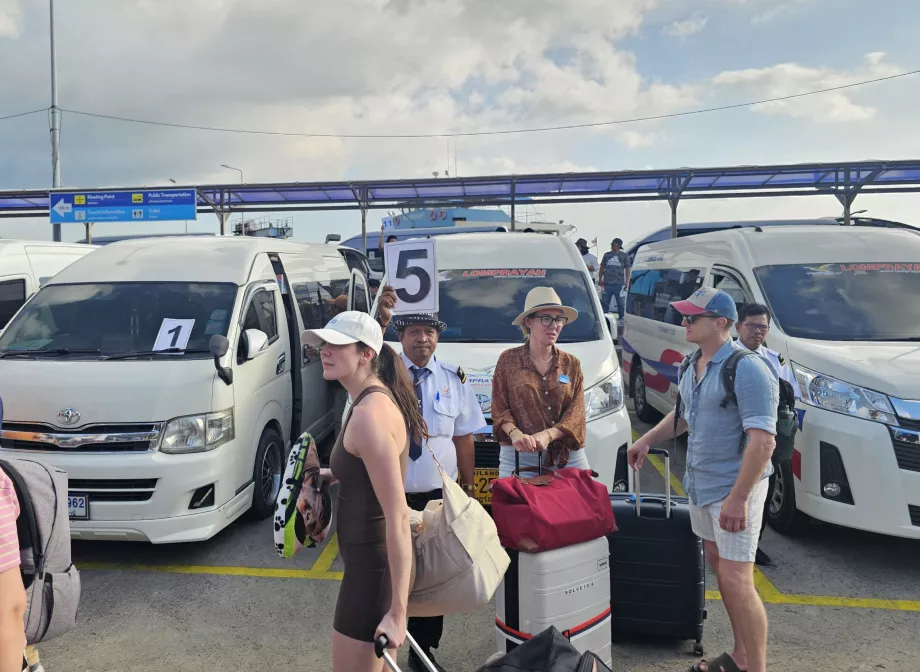 Minivans at Nathon Pier
