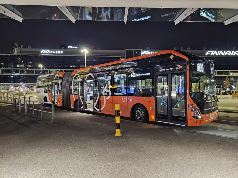 Bus stop 600