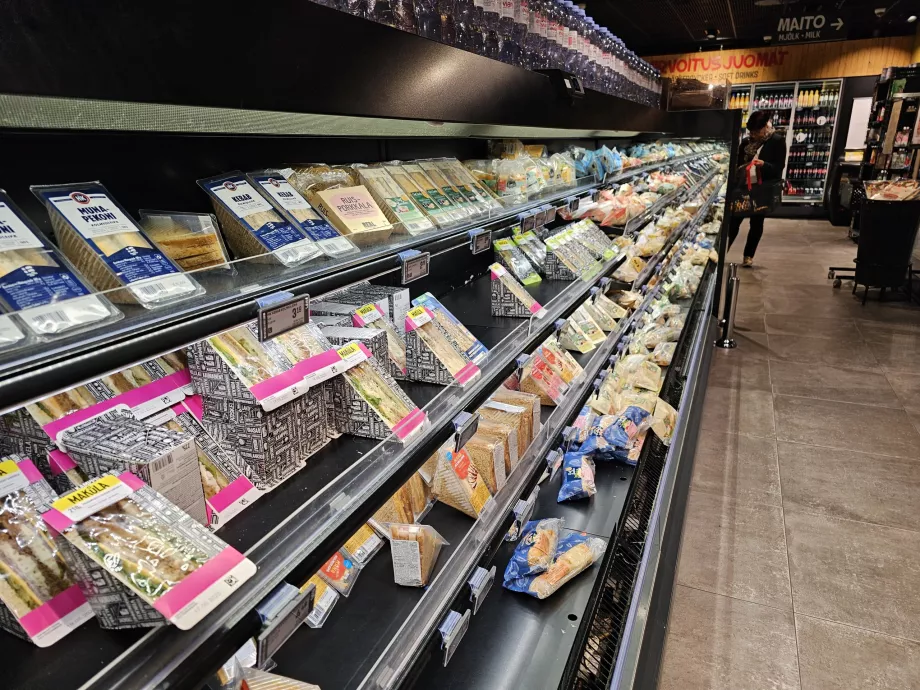 Aleppo supermarket