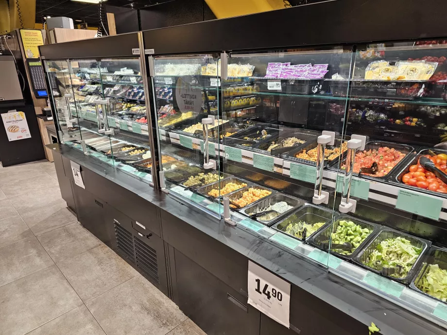 Aleppo supermarket