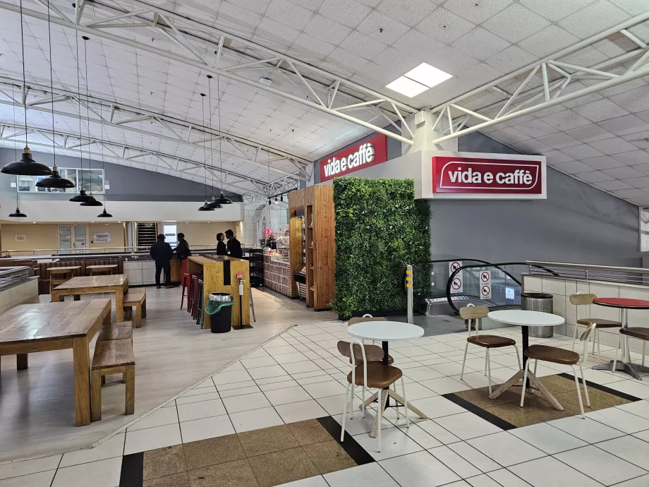 Café in the public area