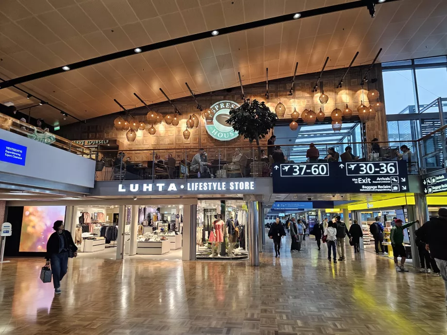 Cafés and shops in the transit zone