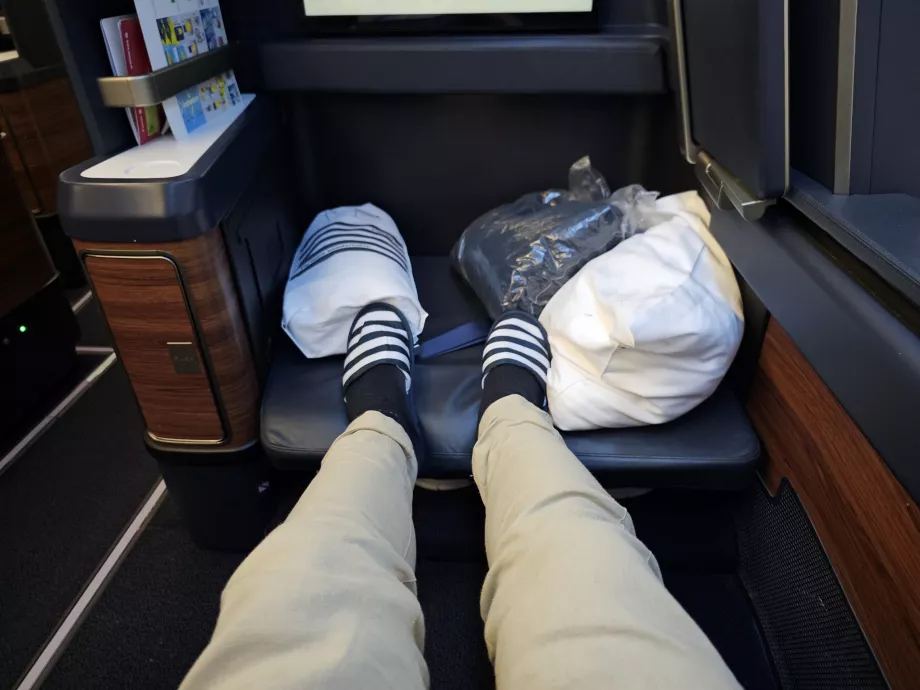 Legroom when sitting