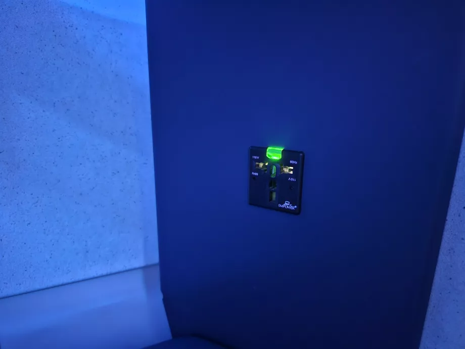 Socket for charging electronics