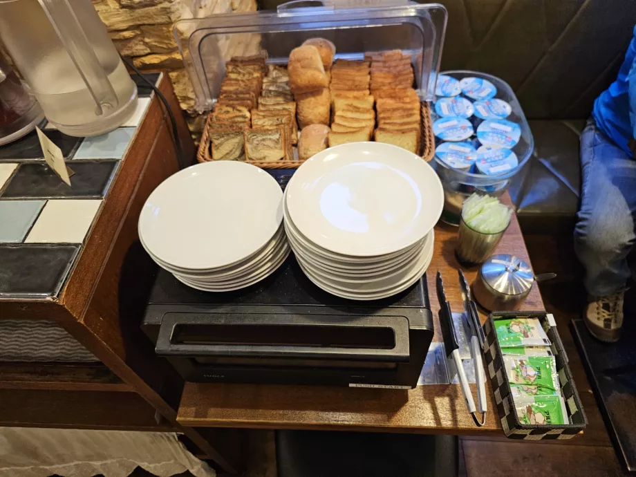 Breakfast - pastries and yoghurt