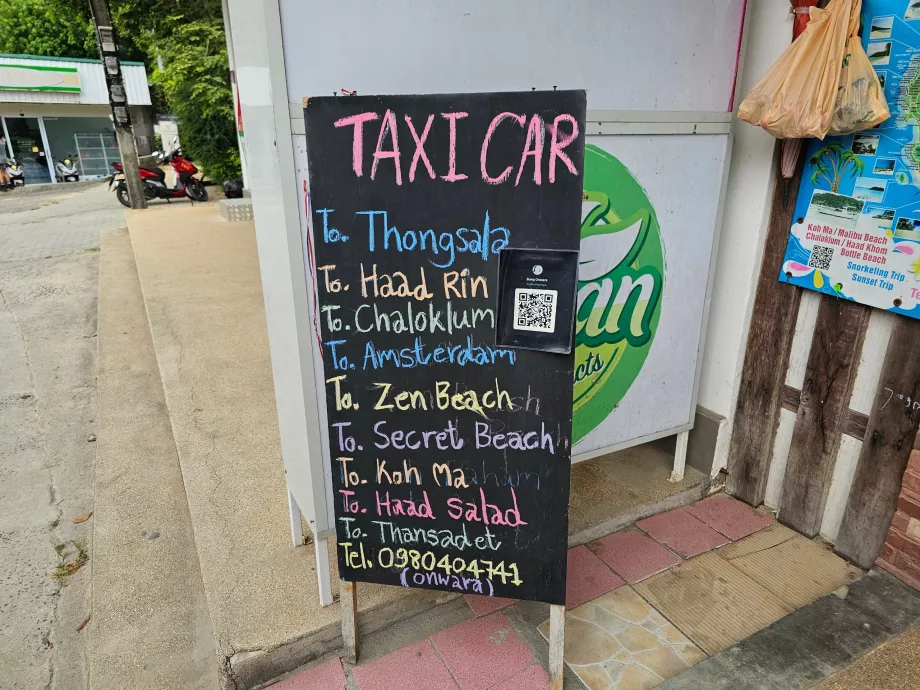 Taxi in Panburi village