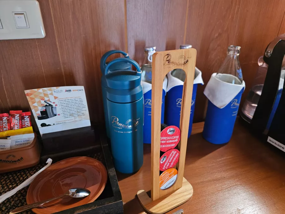 Capsules for the coffee machine