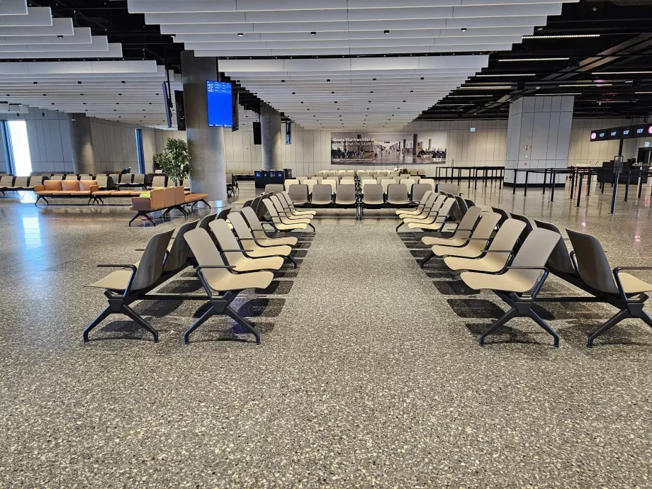 Seats, A-gates
