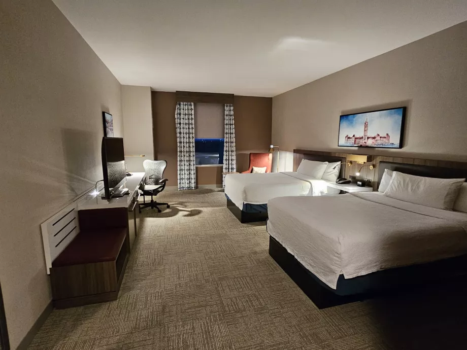 Hilton Garden Inn, room