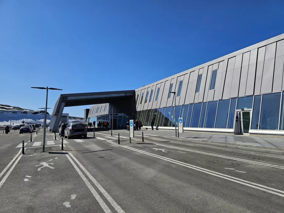 arrival by airport Nuuk