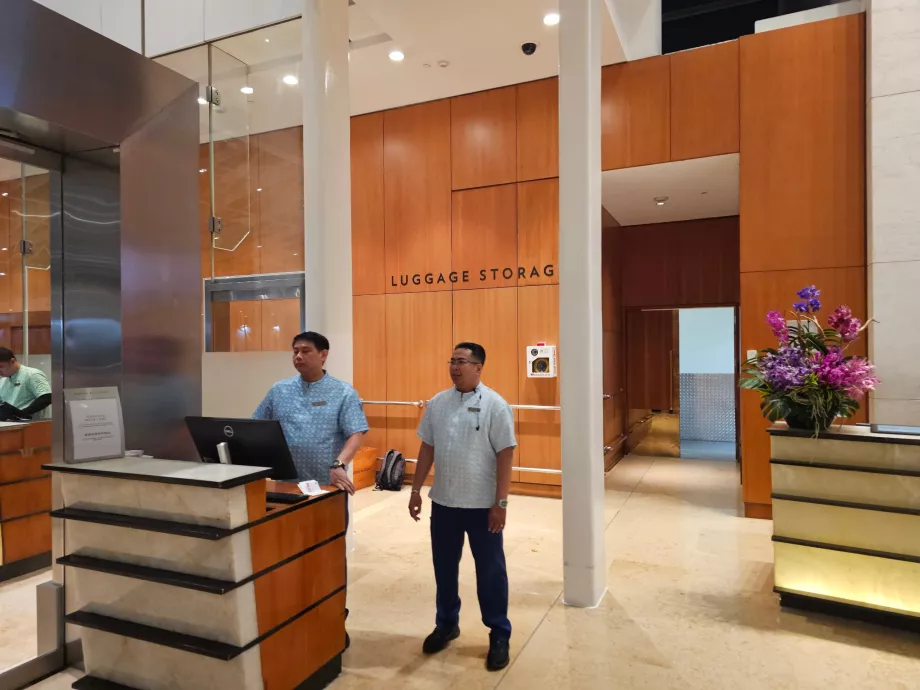 Luggage storage for guests