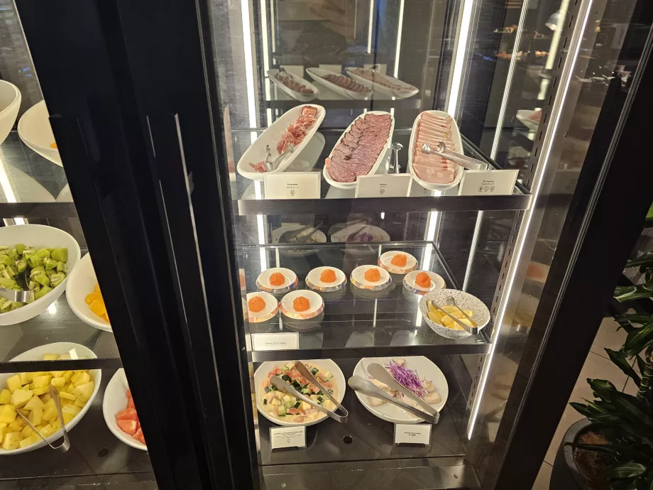 Breakfast - salads and hams