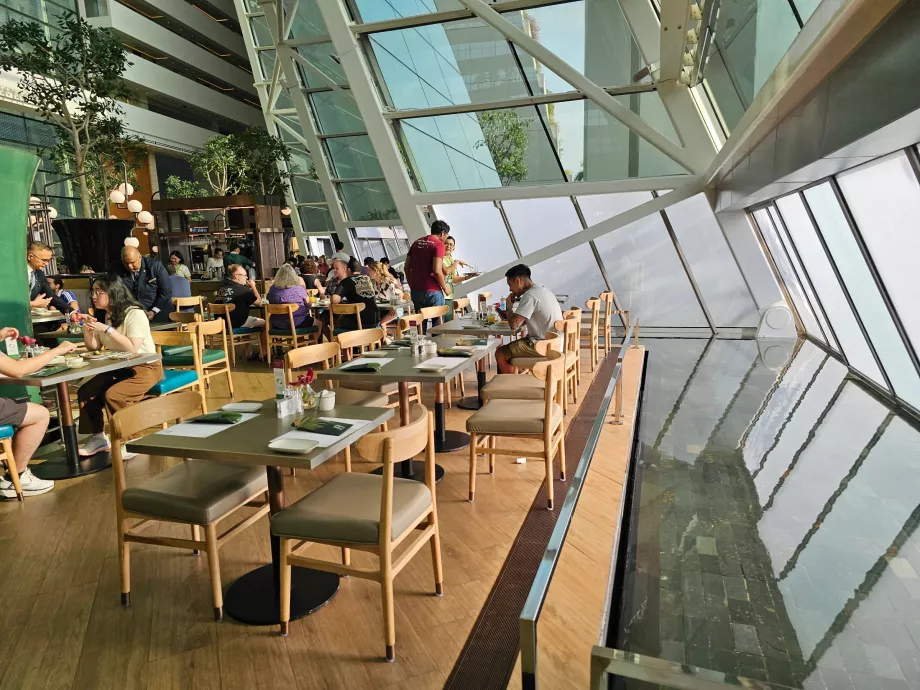 Breakfast at the Rise Restaurant