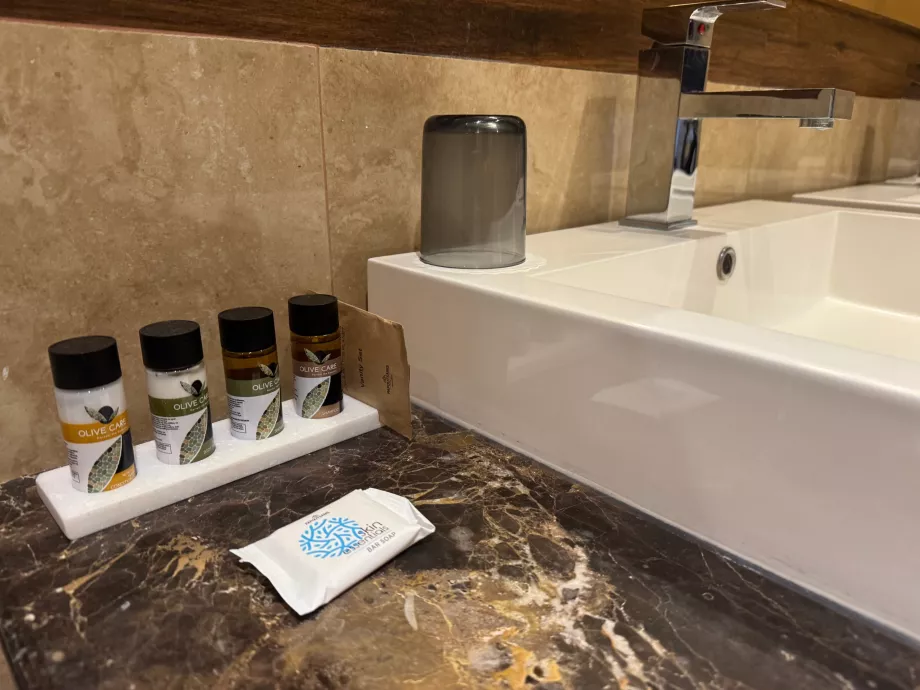 Bathroom in the Junior Suite