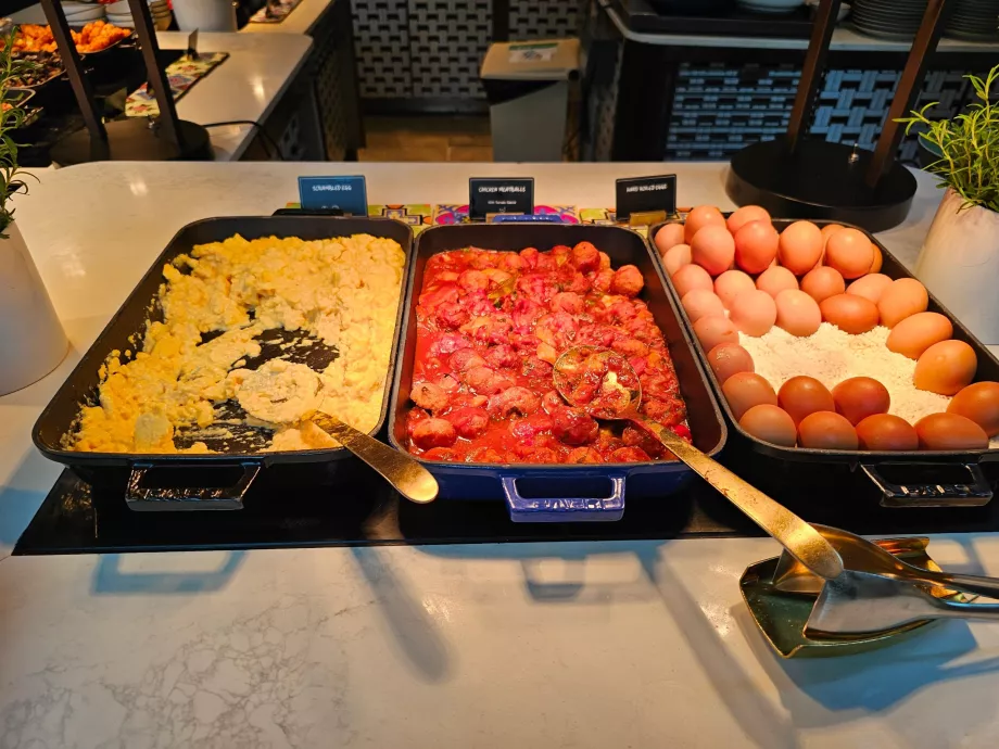 Breakfast at the Rise Restaurant