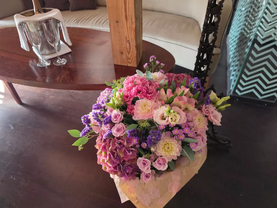 Bouquets to order