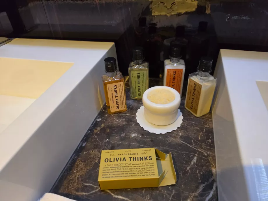 Main bathroom facilities