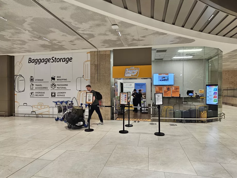 Baggage storage, Terminal 2