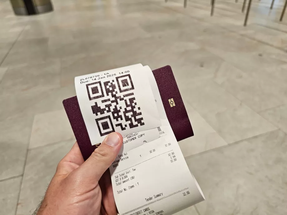 QR code for collecting luggage from the luggage room