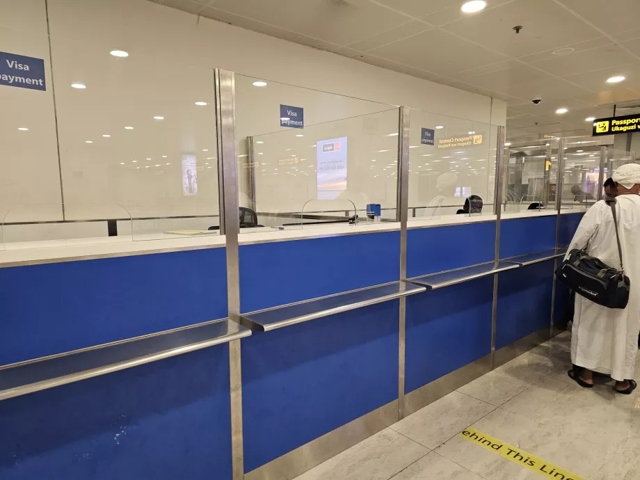 On-arrival visa payment barriers