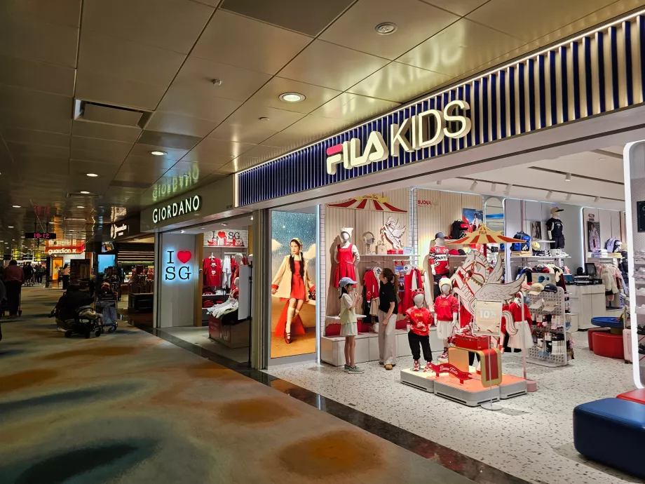 Shops, Terminal 2, Transit Zone