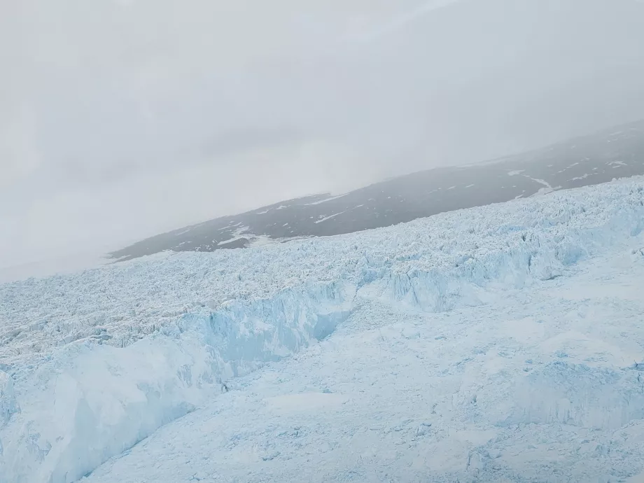 Kangia Glacier from a helicopter
