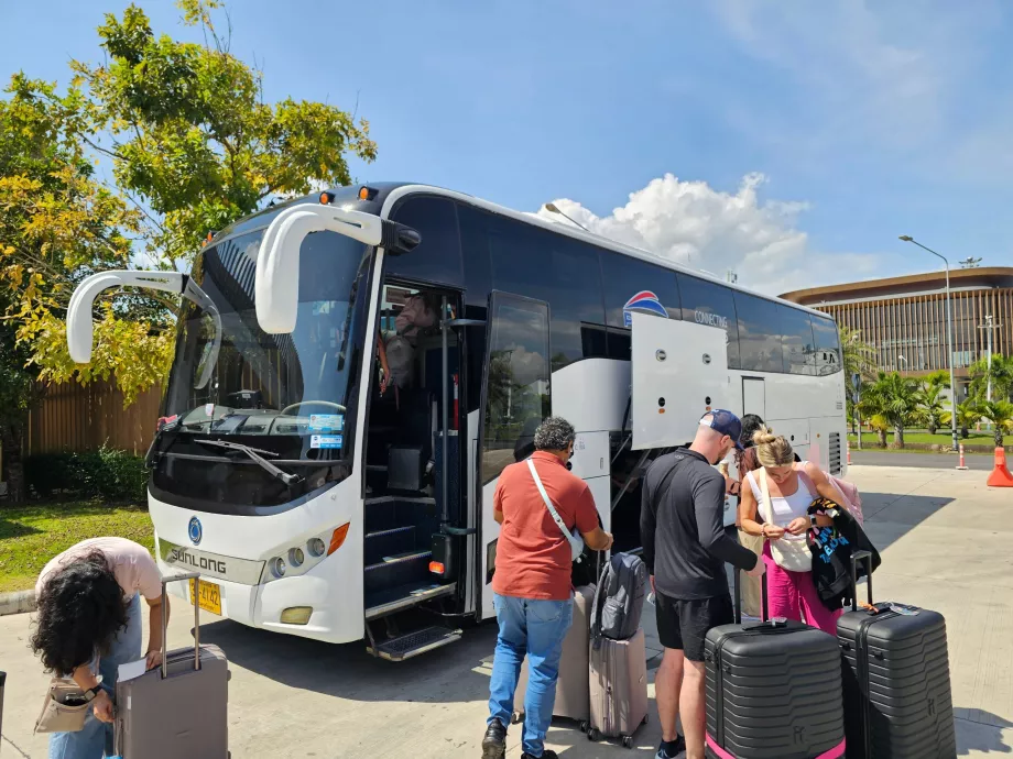 Land transport terminal