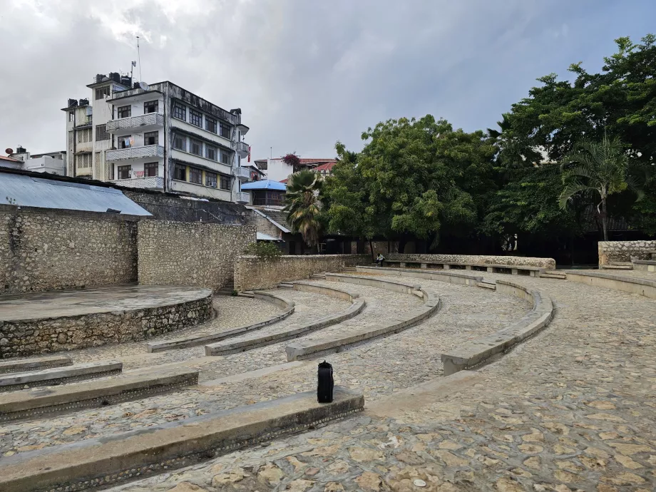 Old Fort, amphitheatre